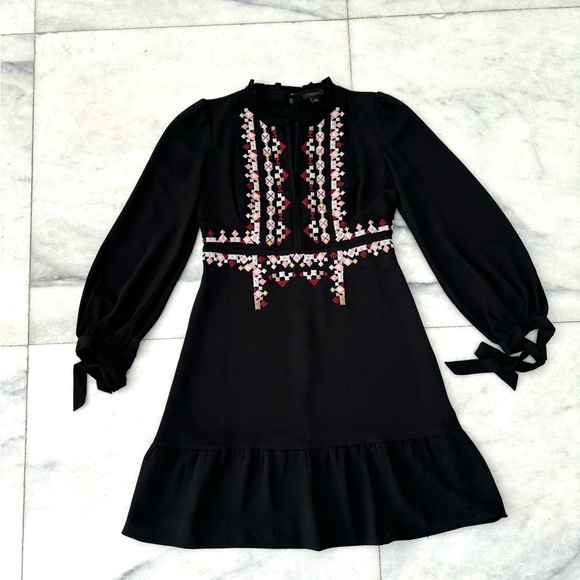 Ann Taylor Embroidered Dress Black Tie Sleeve Split Neck Size 0P - Picture 3 of 14